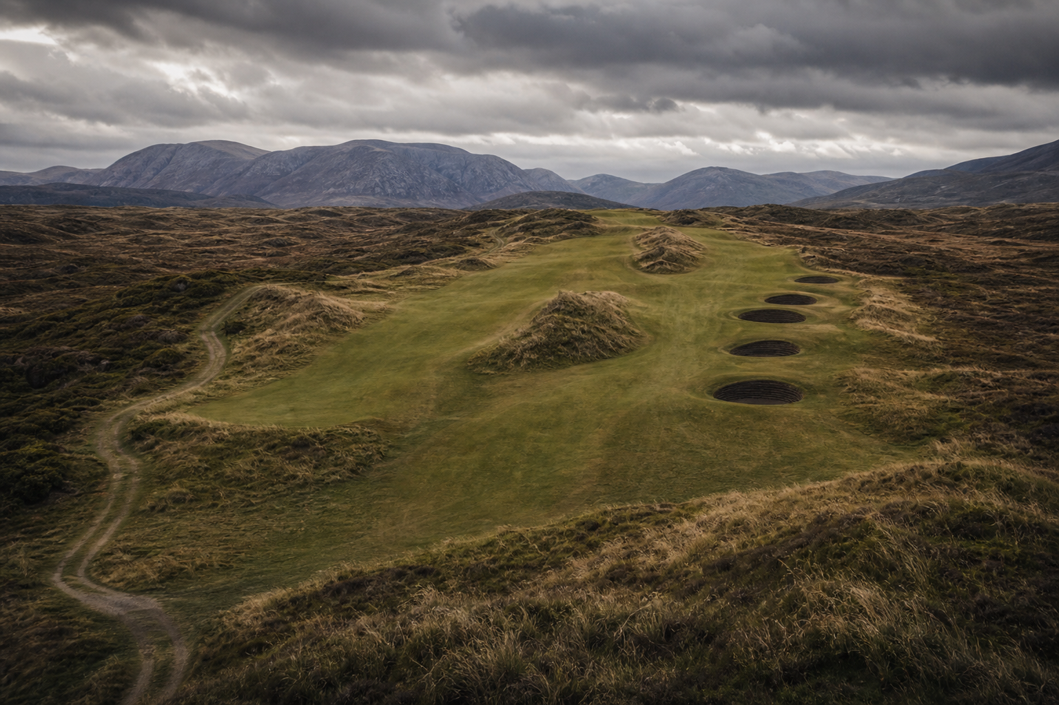 Draft image for Hole 6, The Split Saddle.